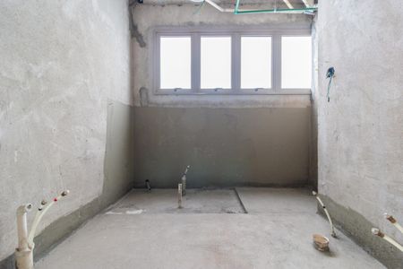 Apartamento à venda com 340m², 5 quartos e 4 vagasBanheiro 1 da Suíte 3