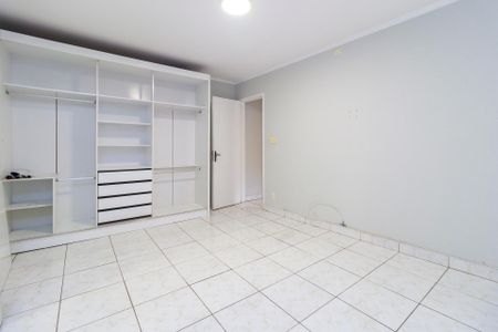 Casa à venda com 191m², 4 quartos e 4 vagas Casa à venda com 191m², 4 quartos e 4 vagasEdícula