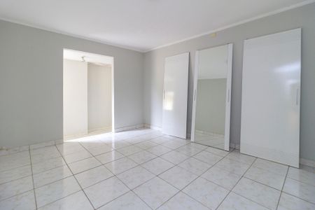 Casa à venda com 191m², 4 quartos e 4 vagas Casa à venda com 191m², 4 quartos e 4 vagasEdícula