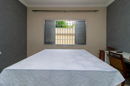 Casa à venda com 191m², 4 quartos e 4 vagas Casa à venda com 191m², 4 quartos e 4 vagasEscritório