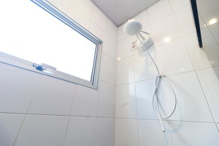 Casa à venda com 191m², 4 quartos e 4 vagas Casa à venda com 191m², 4 quartos e 4 vagasBanheiro da Suíte