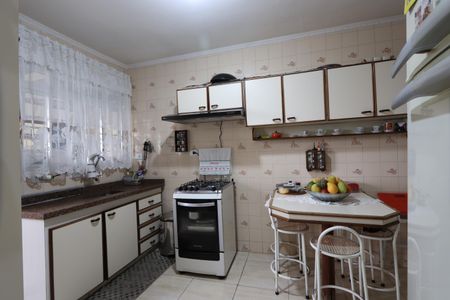 Casa para alugar com 250m², 4 quartos e 1 vagaCozinha