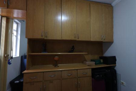 Casa para alugar com 250m², 4 quartos e 1 vagaEscritório