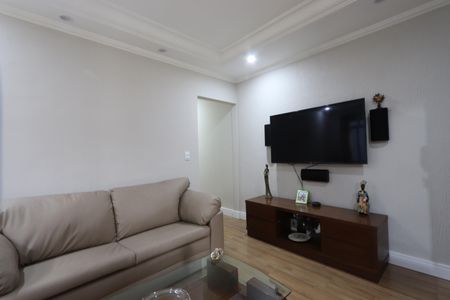 Sala de casa para alugar com 4 quartos, 250m² em Vila Bancaria, São Paulo