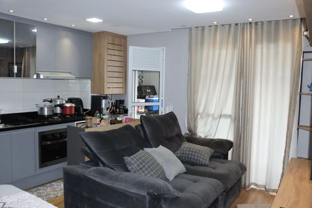 Sala de apartamento para alugar com 2 quartos, 57m² em Jardim Recanto Suave, Cotia