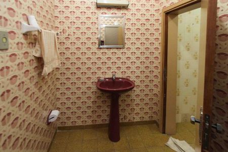 Casa à venda com 80m², 2 quartos e sem vagaBanheiro