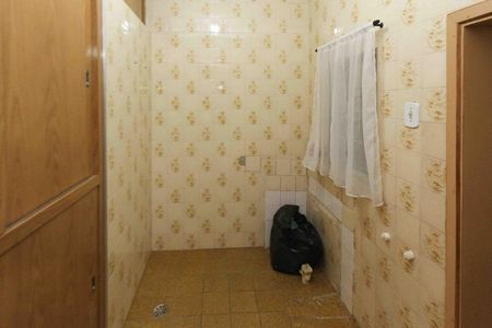 Casa à venda com 80m², 2 quartos e sem vagaBanheiro