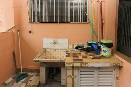 Casa à venda com 80m², 2 quartos e sem vagaÁrea de Serviço