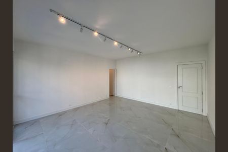 Apartamento para alugar com 125m², 3 quartos e 1 vagaSala