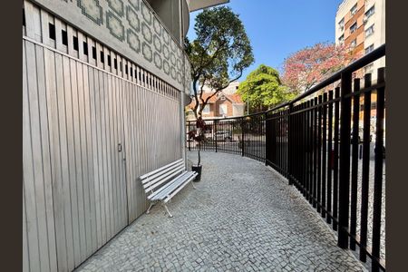 Apartamento para alugar com 125m², 3 quartos e 1 vagaPortaria