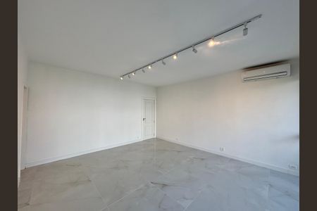 Sala de apartamento para alugar com 3 quartos, 125m² em Ipanema, Rio de Janeiro