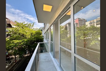 Apartamento para alugar com 125m², 3 quartos e 1 vagaVaranda da sala