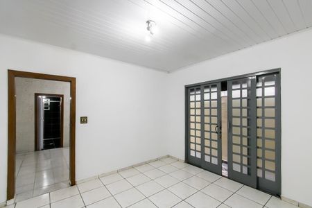 Casa à venda com 125m², 4 quartos e 2 vagasSala