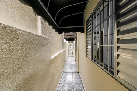 Casa à venda com 125m², 4 quartos e 2 vagasCorredor