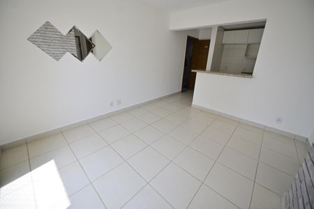 Sala de apartamento para alugar com 2 quartos, 76m² em Residencial Celina Park, Goiânia