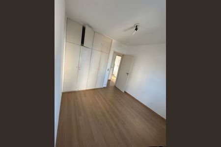 Quarto 1 de apartamento para alugar com 2 quartos, 64m² em Chácara Santo Antônio, São Paulo