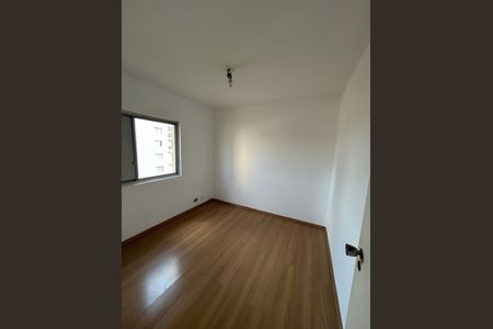 Quarto 2 de apartamento para alugar com 2 quartos, 64m² em Chácara Santo Antônio, São Paulo