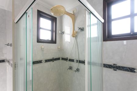 Casa à venda com 303m², 3 quartos e 4 vagas Casa à venda com 303m², 3 quartos e 4 vagasBanheiro da Suíte 1