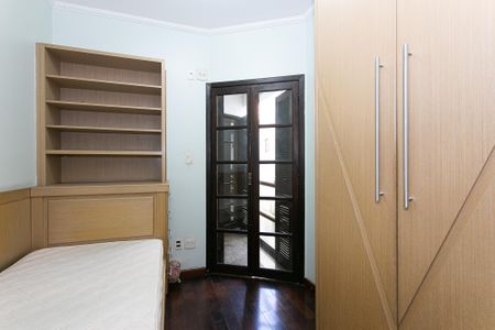 Casa à venda com 303m², 3 quartos e 4 vagas Casa à venda com 303m², 3 quartos e 4 vagasSuíte 2