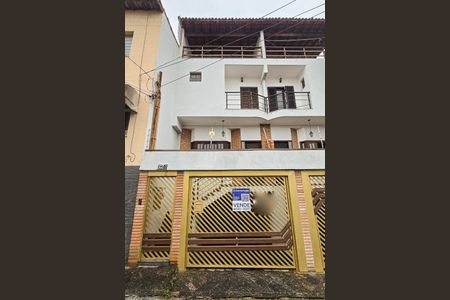 Casa à venda com 303m², 3 quartos e 4 vagas Casa à venda com 303m², 3 quartos e 4 vagasFachada