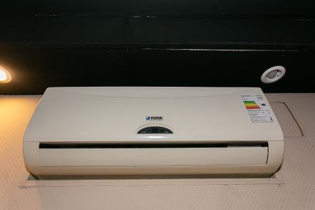 Casa à venda com 303m², 3 quartos e 4 vagas Casa à venda com 303m², 3 quartos e 4 vagasÁrea comum