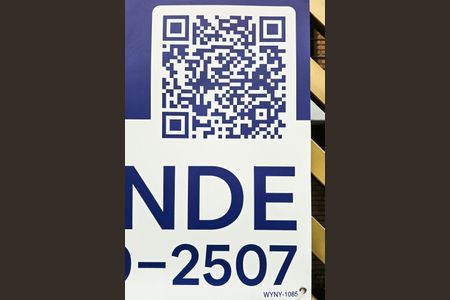 Casa à venda com 303m², 3 quartos e 4 vagas Casa à venda com 303m², 3 quartos e 4 vagasWYNY-1085