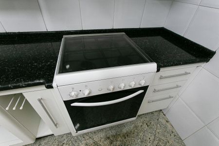 Casa à venda com 303m², 3 quartos e 4 vagas Casa à venda com 303m², 3 quartos e 4 vagasCozinha - Fogão