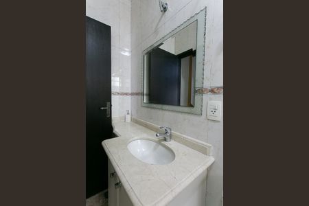 Casa à venda com 303m², 3 quartos e 4 vagas Casa à venda com 303m², 3 quartos e 4 vagasBanheiro da Suíte 3