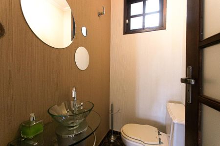 Casa à venda com 303m², 3 quartos e 4 vagas Casa à venda com 303m², 3 quartos e 4 vagasLavabo da Sala 1