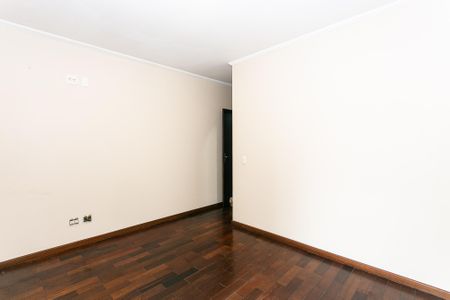 Casa à venda com 303m², 3 quartos e 4 vagas Casa à venda com 303m², 3 quartos e 4 vagasSuíte 1