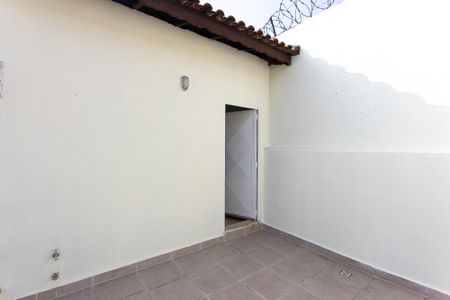Casa à venda com 303m², 3 quartos e 4 vagas Casa à venda com 303m², 3 quartos e 4 vagasÁrea Externa