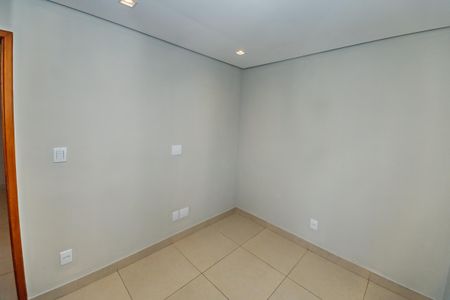 Apartamento para alugar com 2 quartos, 50m² em São João Batista, Belo Horizonte