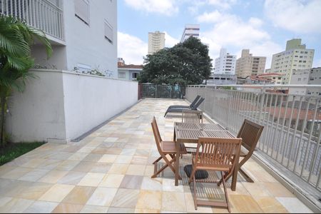 Apartamento à venda com 68m², 2 quartos e 1 vagaÁrea comum - Piscina