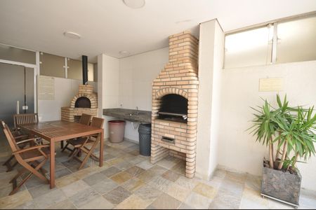 Apartamento à venda com 68m², 2 quartos e 1 vagaÁrea comum - Churrasqueira