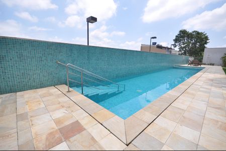 Apartamento à venda com 68m², 2 quartos e 1 vagaÁrea comum - Piscina