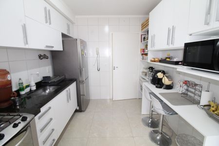 Apartamento para alugar com 90m², 3 quartos e 2 vagasCozinha