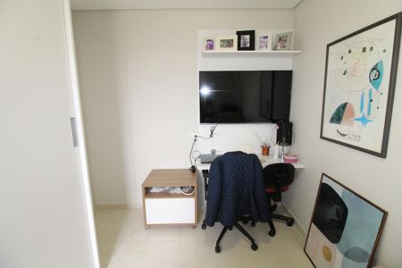 Apartamento para alugar com 90m², 3 quartos e 2 vagasQuarto 2