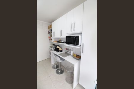 Apartamento para alugar com 90m², 3 quartos e 2 vagasCozinha