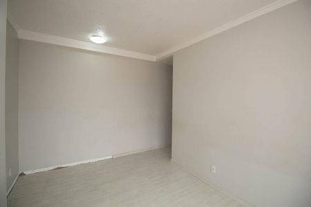 Sala de apartamento para alugar com 2 quartos, 53m² em Jardim Modelo, São Paulo