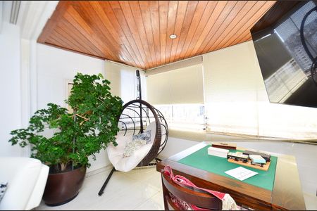 Apartamento à venda com 328m², 4 quartos e 3 vagasSala 