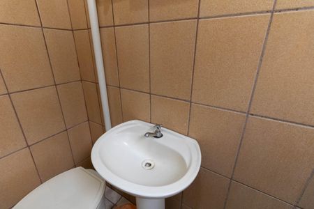 Casa para alugar com 25m², 1 quarto e sem vaga Casa para alugar com 25m², 1 quarto e sem vagaBanheiro da Suíte