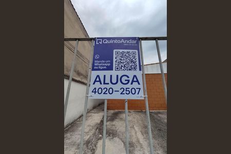 Casa para alugar com 25m², 1 quarto e sem vaga Casa para alugar com 25m², 1 quarto e sem vagaFachada