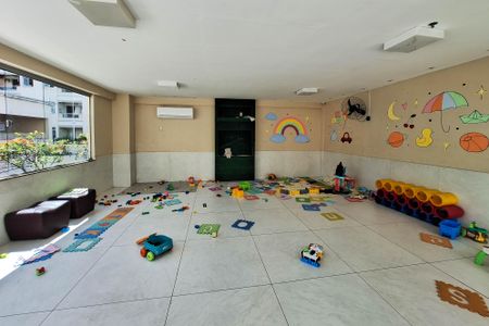 Apartamento à venda com 82m², 3 quartos e 1 vagaÁrea comum