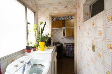 Apartamento à venda com 72m², 2 quartos e 1 vagaÁrea de Serviço