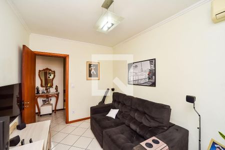 Casa à venda com 249m², 3 quartos e 3 vagas