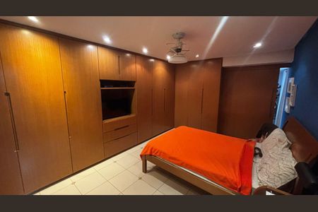 Apartamento à venda com 190m², 3 quartos e 2 vagasSuíte 