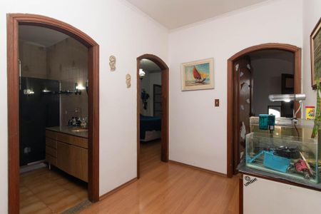 Casa à venda com 540m², 4 quartos e 4 vagasHall dos Quartos