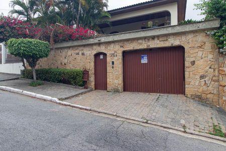 Casa à venda com 540m², 4 quartos e 4 vagasFachada