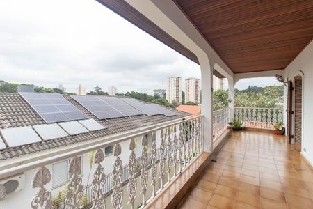 Casa à venda com 540m², 4 quartos e 4 vagasVaranda 2