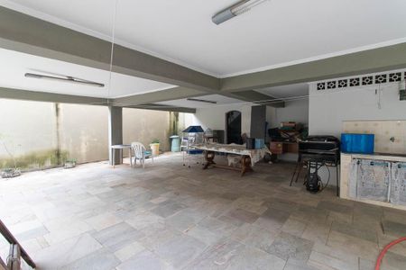 Casa à venda com 540m², 4 quartos e 4 vagasQuintal